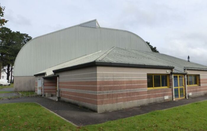 Ensemble, relevons le défi : une salle de sport rénovée, ouverte à Quimper, accueillante et accessible à tous !